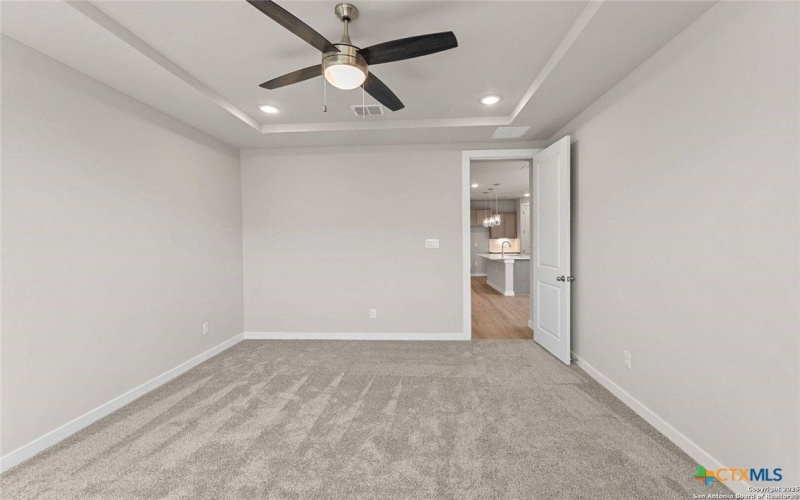 741 Whitman Street, New Braunfels, TX 78130, 4 Habitaciones Habitaciones , ,2 BañosBaños,Residential,En Venta,741 Whitman Street,0,595876