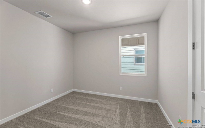 741 Whitman Street, New Braunfels, TX 78130, 4 Habitaciones Habitaciones , ,2 BañosBaños,Residential,En Venta,741 Whitman Street,0,595876