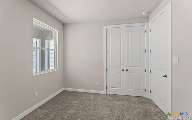 741 Whitman Street, New Braunfels, TX 78130, 4 Habitaciones Habitaciones , ,2 BañosBaños,Residential,En Venta,741 Whitman Street,0,595876