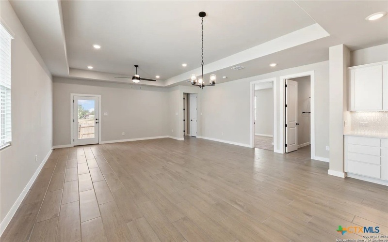 735 Langston Lane, New Braunfels, TX 78130, 4 Habitaciones Habitaciones , ,3 BañosBaños,Residential,En Venta,735 Langston Lane,0,595878