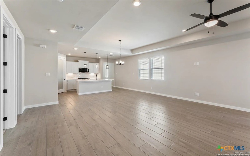 735 Langston Lane, New Braunfels, TX 78130, 4 Habitaciones Habitaciones , ,3 BañosBaños,Residential,En Venta,735 Langston Lane,0,595878