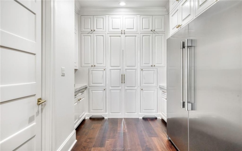 3309 Legacy Court, Bryan, TX 77802, 4 Bedrooms Bedrooms, ,3 BathroomsBathrooms,Residential,For Sale,3309 Legacy Court,0,25004505