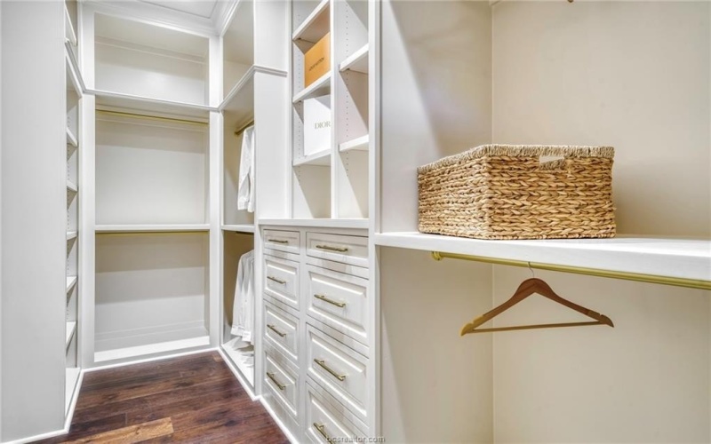 3309 Legacy Court, Bryan, TX 77802, 4 Bedrooms Bedrooms, ,3 BathroomsBathrooms,Residential,For Sale,3309 Legacy Court,0,25004505