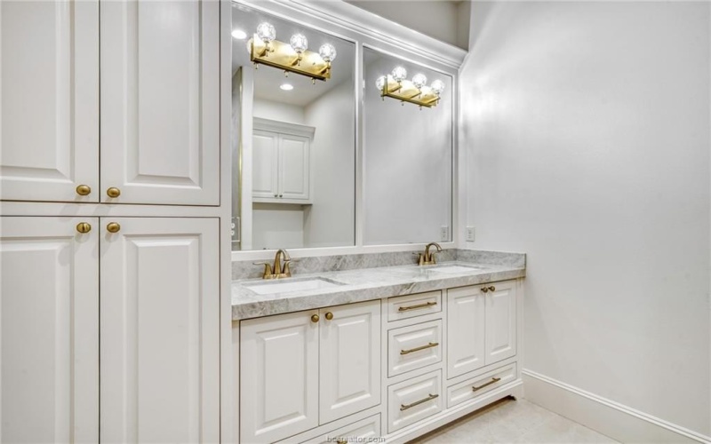 3309 Legacy Court, Bryan, TX 77802, 4 Bedrooms Bedrooms, ,3 BathroomsBathrooms,Residential,For Sale,3309 Legacy Court,0,25004505