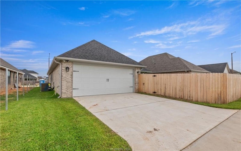 4016 Etonbury Avenue, College Station, TX 77845, 3 Bedrooms Bedrooms, ,2 BathroomsBathrooms,Residential,For Sale,4016 Etonbury Avenue,0,25011045