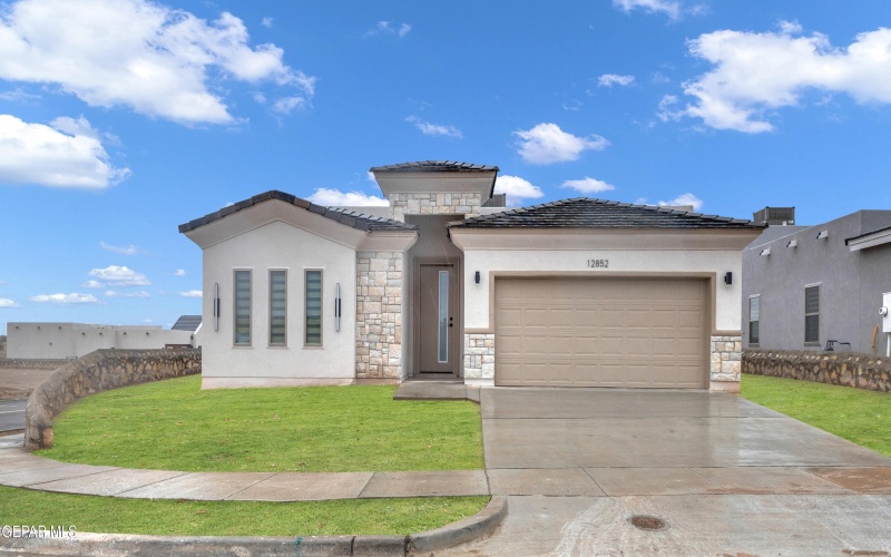 14573 John McNeely Avenue, El Paso, TX 79938, 4 Habitaciones Habitaciones , ,3 BañosBaños,Residential,En Venta,14573 John McNeely Avenue,0,932364