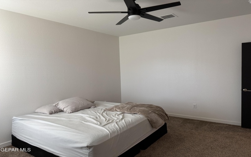 15148 Concentrate Avenue, El Paso, TX 79938, 3 Habitaciones Habitaciones , ,2 BañosBaños,Residential,En Venta,15148 Concentrate Avenue,0,932420