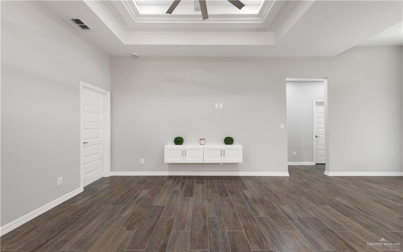 2200 Zinnia Street, Weslaco, TX 78599, 3 Habitaciones Habitaciones , ,2 BañosBaños,Residential,En Venta,2200 Zinnia Street,0,483904