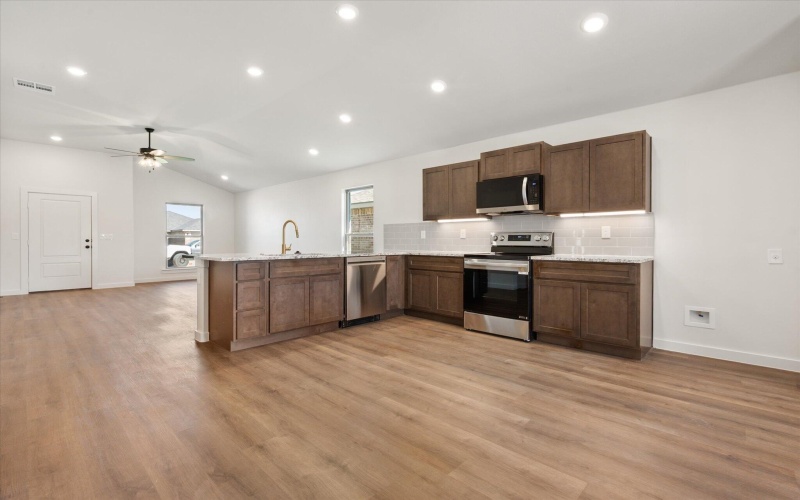 3017 139th Street, Lubbock, TX 79423, 3 Habitaciones Habitaciones , ,2 BañosBaños,Residential,En Venta,3017 139th Street,0,202562089