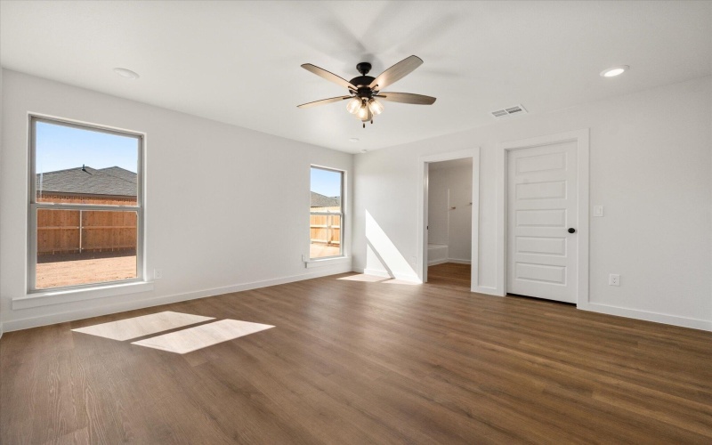 3017 139th Street, Lubbock, TX 79423, 3 Habitaciones Habitaciones , ,2 BañosBaños,Residential,En Venta,3017 139th Street,0,202562089