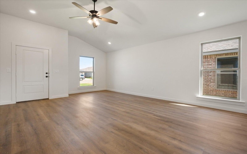 3017 139th Street, Lubbock, TX 79423, 3 Habitaciones Habitaciones , ,2 BañosBaños,Residential,En Venta,3017 139th Street,0,202562089