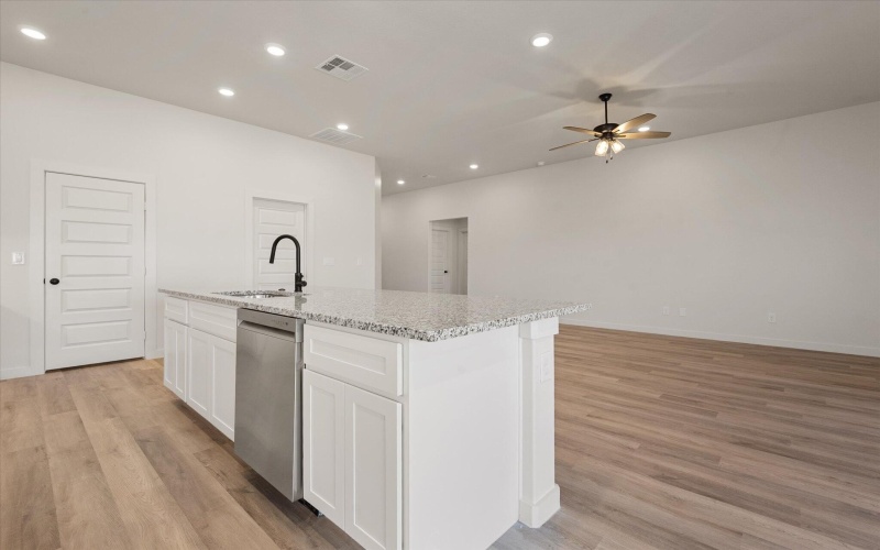 3022 139th Street, Lubbock, TX 79423, 4 Bedrooms Bedrooms, ,2 BathroomsBathrooms,Residential,For Sale,3022 139th Street,0,202562091