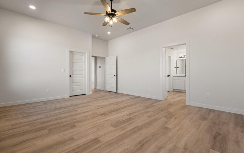 3022 139th Street, Lubbock, TX 79423, 4 Bedrooms Bedrooms, ,2 BathroomsBathrooms,Residential,For Sale,3022 139th Street,0,202562091