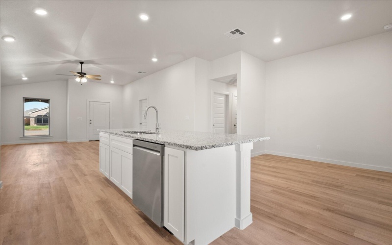 3007 139th Street, Lubbock, TX 79423, 3 Habitaciones Habitaciones , ,2 BañosBaños,Residential,En Venta,3007 139th Street,0,202562092