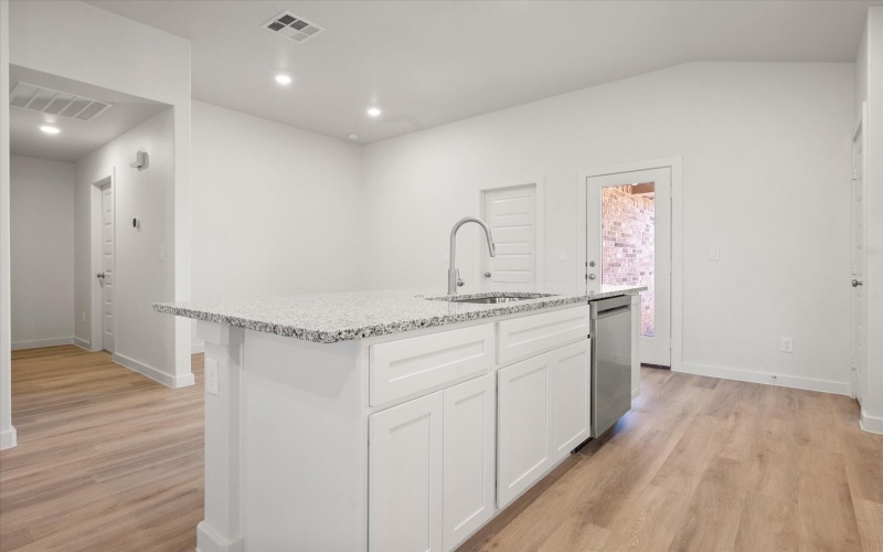 3007 139th Street, Lubbock, TX 79423, 3 Habitaciones Habitaciones , ,2 BañosBaños,Residential,En Venta,3007 139th Street,0,202562092