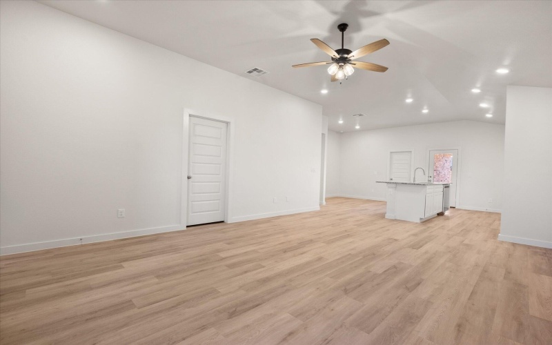 3007 139th Street, Lubbock, TX 79423, 3 Habitaciones Habitaciones , ,2 BañosBaños,Residential,En Venta,3007 139th Street,0,202562092
