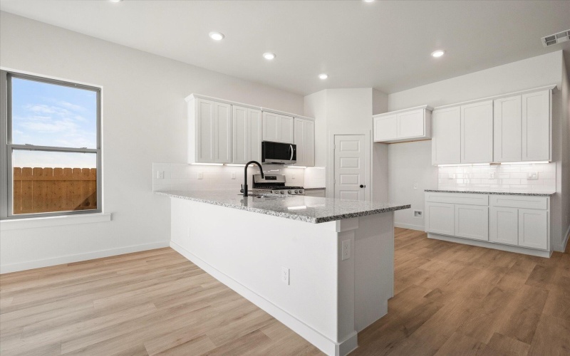 3002 139th Street, Lubbock, TX 79423, 4 Habitaciones Habitaciones , ,2 BañosBaños,Residential,En Venta,3002 139th Street,0,202562096