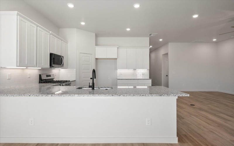 3002 139th Street, Lubbock, TX 79423, 4 Habitaciones Habitaciones , ,2 BañosBaños,Residential,En Venta,3002 139th Street,0,202562096