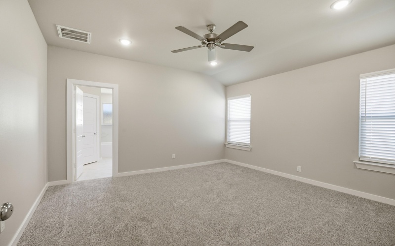 618 E 13th Street, Wolfforth, TX 79382, 3 Bedrooms Bedrooms, ,2 BathroomsBathrooms,Residential,For Sale,618 E 13th Street,0,202562120