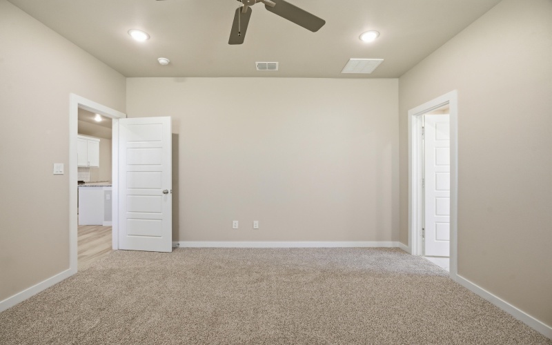 618 E 13th Street, Wolfforth, TX 79382, 3 Bedrooms Bedrooms, ,2 BathroomsBathrooms,Residential,For Sale,618 E 13th Street,0,202562120