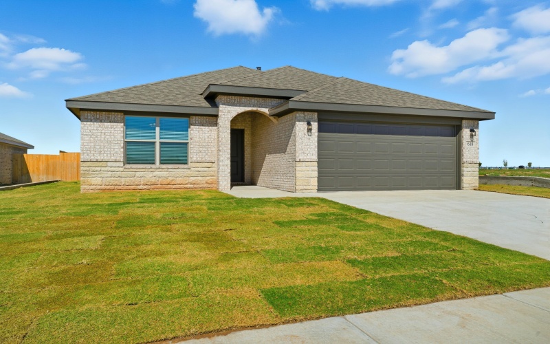 618 E 13th Street, Wolfforth, TX 79382, 3 Bedrooms Bedrooms, ,2 BathroomsBathrooms,Residential,For Sale,618 E 13th Street,0,202562120