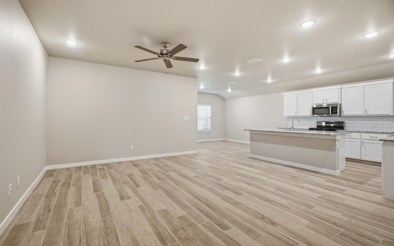 618 E 13th Street, Wolfforth, TX 79382, 3 Bedrooms Bedrooms, ,2 BathroomsBathrooms,Residential,For Sale,618 E 13th Street,0,202562120