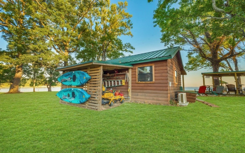 1638 County Road 4740, Broaddus, TX 75929, 1 Bedroom Bedrooms, ,1 BathroomBathrooms,Residential,For Sale,1638 County Road 4740,0,5106852