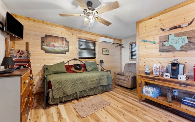 1638 County Road 4740, Broaddus, TX 75929, 1 Bedroom Bedrooms, ,1 BathroomBathrooms,Residential,For Sale,1638 County Road 4740,0,5106852