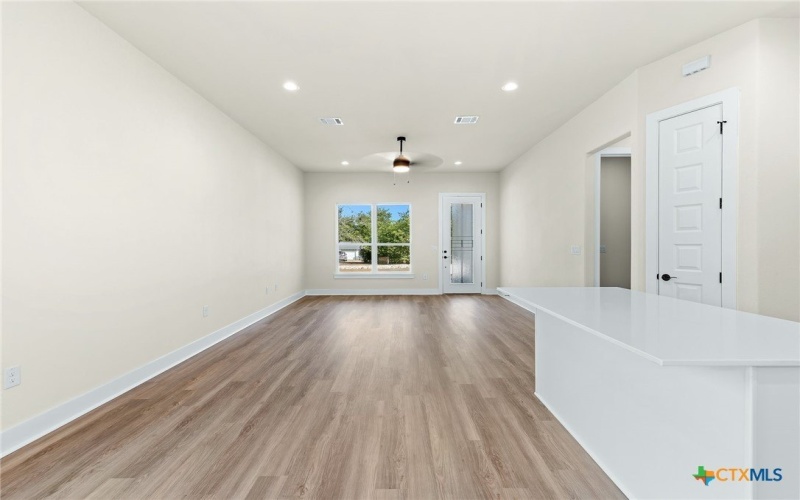 223 W Allen Street, Bartlett, TX 76511, 3 Bedrooms Bedrooms, ,2 BathroomsBathrooms,Residential,For Sale,223 W Allen Street,0,595011