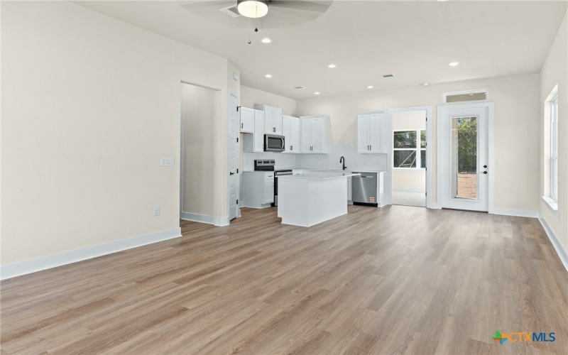 223 W Allen Street, Bartlett, TX 76511, 3 Bedrooms Bedrooms, ,2 BathroomsBathrooms,Residential,For Sale,223 W Allen Street,0,595011