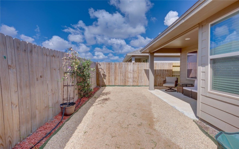 7621 Bullrider Drive, Corpus Christi, TX 78414, 3 Bedrooms Bedrooms, ,2 BathroomsBathrooms,Residential,For Sale,7621 Bullrider Drive,0,466575