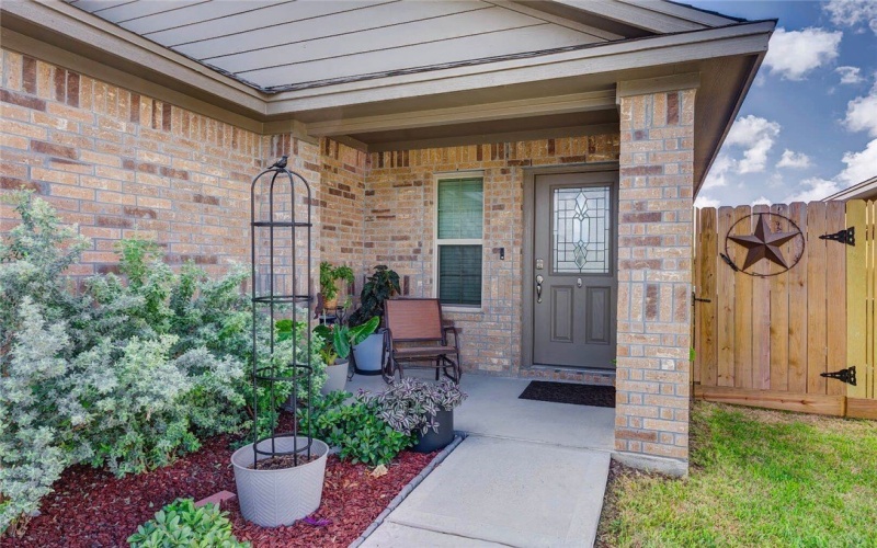 7621 Bullrider Drive, Corpus Christi, TX 78414, 3 Bedrooms Bedrooms, ,2 BathroomsBathrooms,Residential,For Sale,7621 Bullrider Drive,0,466575