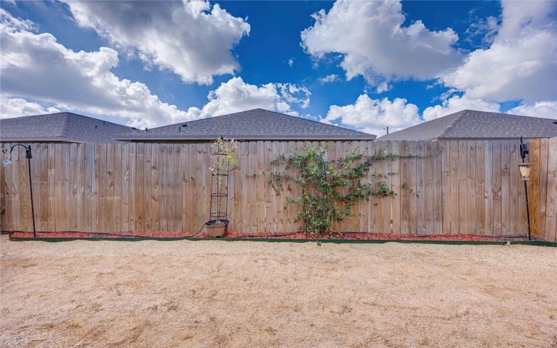 7621 Bullrider Drive, Corpus Christi, TX 78414, 3 Bedrooms Bedrooms, ,2 BathroomsBathrooms,Residential,For Sale,7621 Bullrider Drive,0,466575