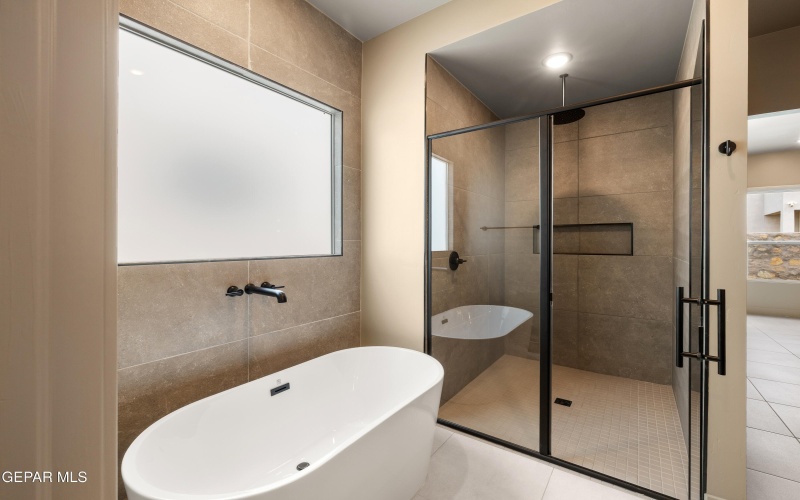 7436 Cimarron Rim Drive, El Paso, TX 79911, 5 Bedrooms Bedrooms, ,3 BathroomsBathrooms,Residential,For Sale,7436 Cimarron Rim Drive,0,932440