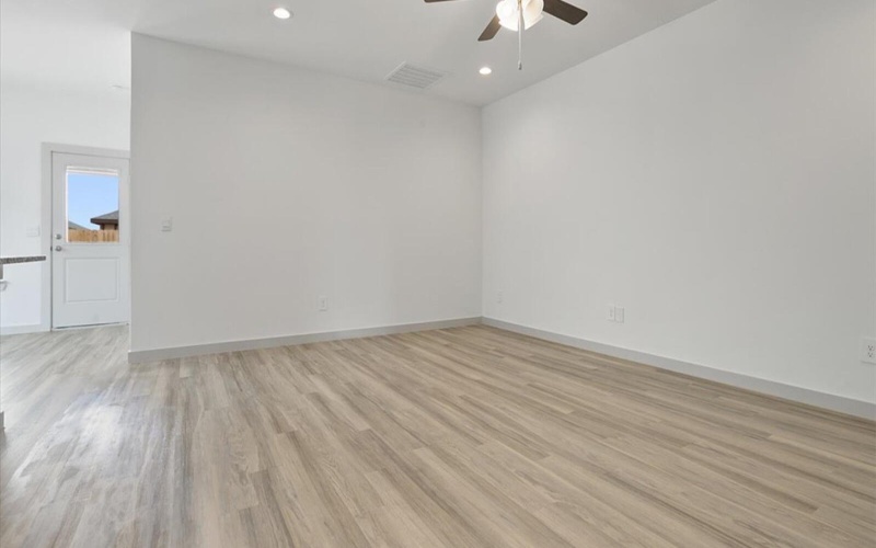 612 15th Street, Wolfforth, TX 79382, 3 Habitaciones Habitaciones , ,2 BañosBaños,Residential,En Venta,612 15th Street,0,202562130