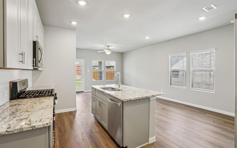 810 Sunflower Road, Lavon, TX 75166, 4 Habitaciones Habitaciones , ,2 BañosBaños,Residential,En Venta,810 Sunflower Road,0,21084929