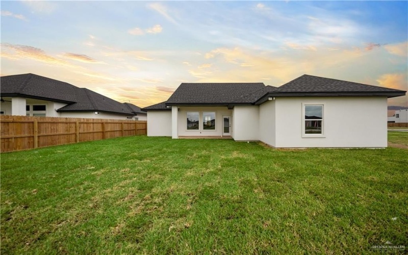 556 Demi Street, Edinburg, TX 78542, 3 Habitaciones Habitaciones , ,2 BañosBaños,Residential,En Venta,556 Demi Street,467700
