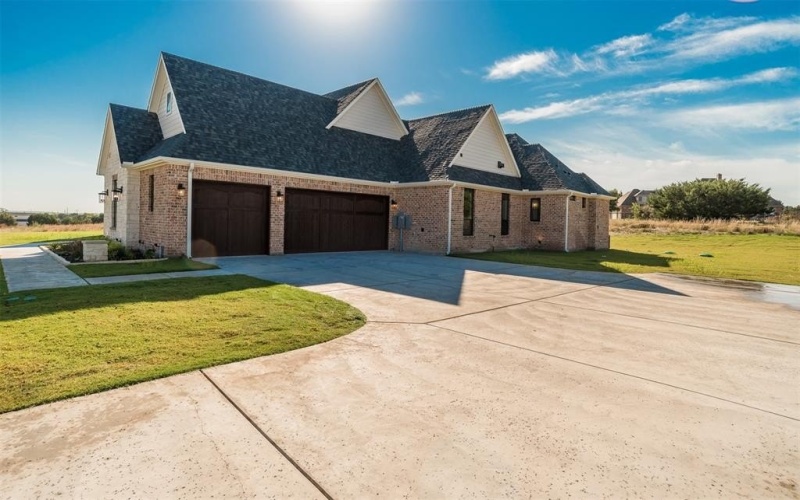 2031 Meadowlark Court, Aledo, TX 76008, 4 Bedrooms Bedrooms, ,5 BathroomsBathrooms,Residential,For Sale,2031 Meadowlark Court,0,21086225