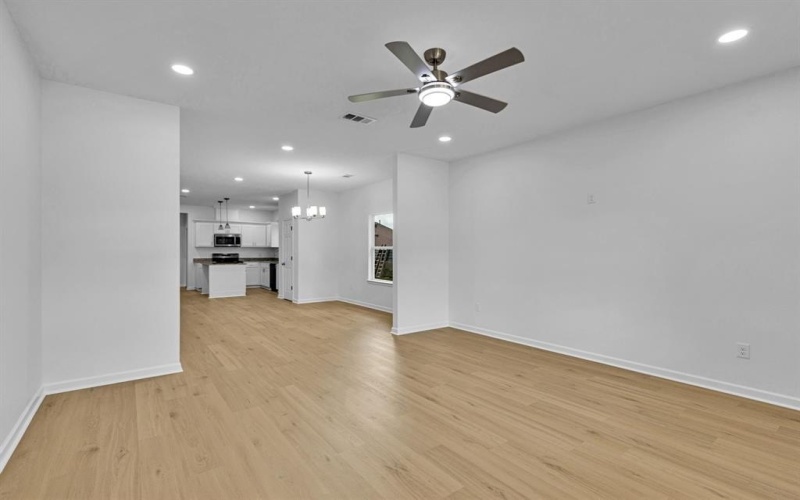 240 Elm Street, Winona, TX 75792, 3 Bedrooms Bedrooms, ,2 BathroomsBathrooms,Residential,For Sale,240 Elm Street,0,21086442