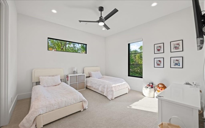 5839 Richmond Avenue, Dallas, TX 75206, 4 Habitaciones Habitaciones , ,5 BañosBaños,Residential,En Venta,5839 Richmond Avenue,0,21087992