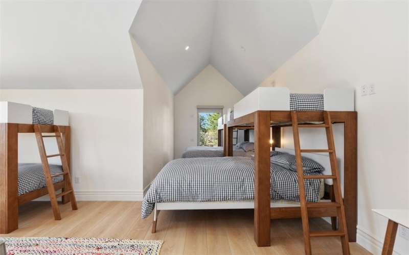 13290 Waterside Drive, Malakoff, TX 75148, 5 Bedrooms Bedrooms, ,6 BathroomsBathrooms,Residential,For Sale,13290 Waterside Drive,0,21089382