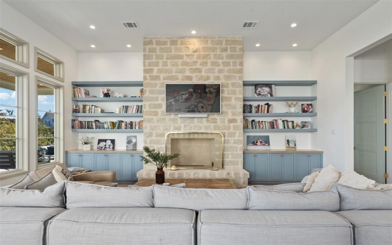 13290 Waterside Drive, Malakoff, TX 75148, 5 Bedrooms Bedrooms, ,6 BathroomsBathrooms,Residential,For Sale,13290 Waterside Drive,0,21089382