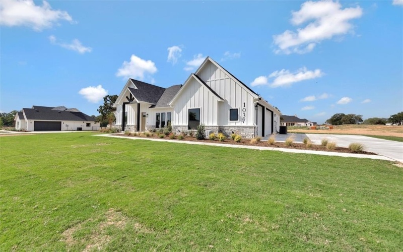 1037 Arbor Vista, Azle, TX 76020, 3 Bedrooms Bedrooms, ,2 BathroomsBathrooms,Residential,For Sale,1037 Arbor Vista,0,21090298