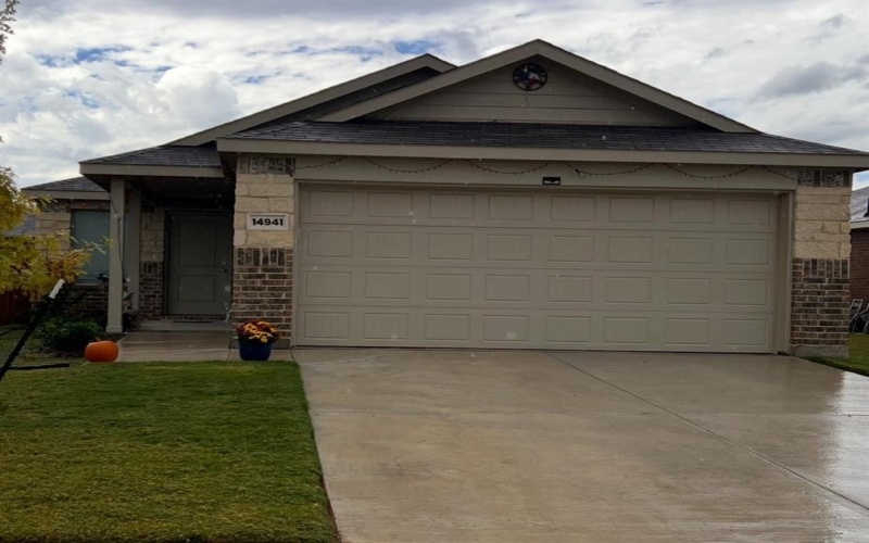 14941 Trapper Trail, Fort Worth, TX 76052, 3 Bedrooms Bedrooms, ,2 BathroomsBathrooms,Residential,For Sale,14941 Trapper Trail,0,21090450