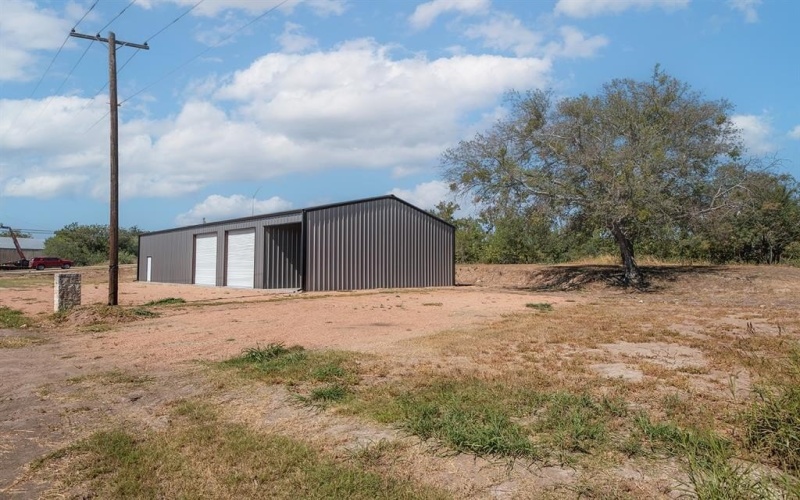 101 Richards, Brady, TX 76825, ,Commercial Sale,For Sale,101 Richards,0,21091305