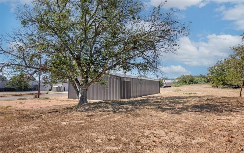 101 Richards, Brady, TX 76825, ,Commercial Sale,For Sale,101 Richards,0,21091305