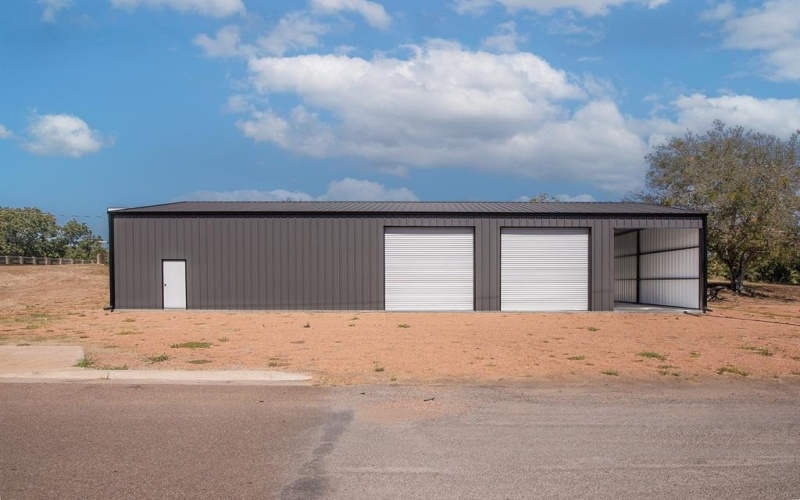 101 Richards, Brady, TX 76825, ,Commercial Sale,For Sale,101 Richards,0,21091305