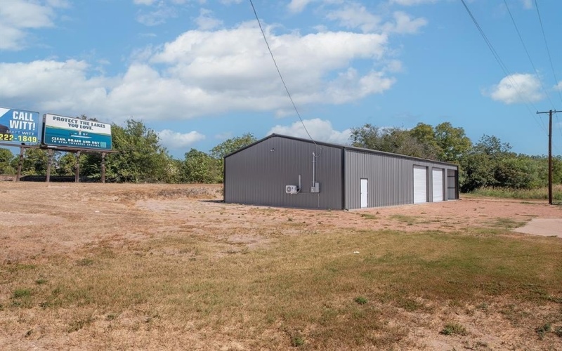 101 Richards, Brady, TX 76825, ,Commercial Sale,For Sale,101 Richards,0,21091305