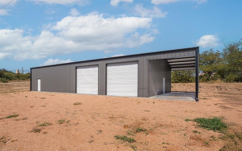 101 Richards, Brady, TX 76825, ,Commercial Sale,For Sale,101 Richards,0,21091305
