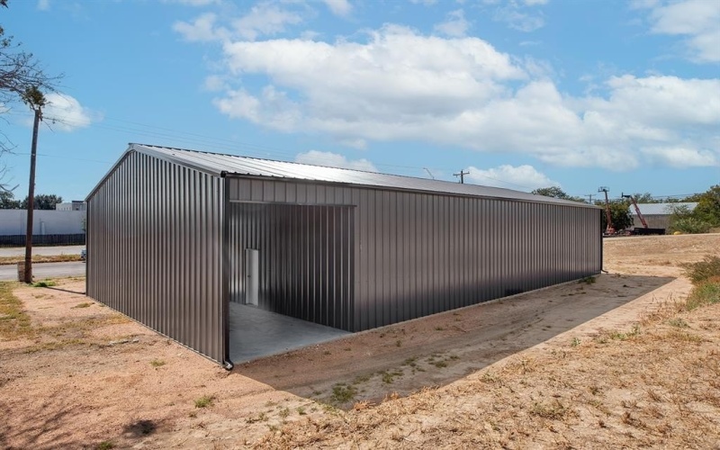 101 Richards, Brady, TX 76825, ,Commercial Sale,For Sale,101 Richards,0,21091305